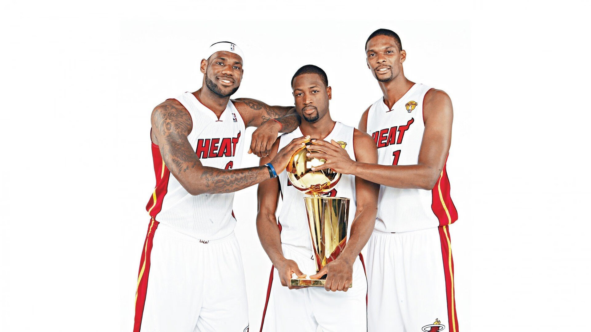 奥运周期关键战之夜,拉亚主宰比赛走向