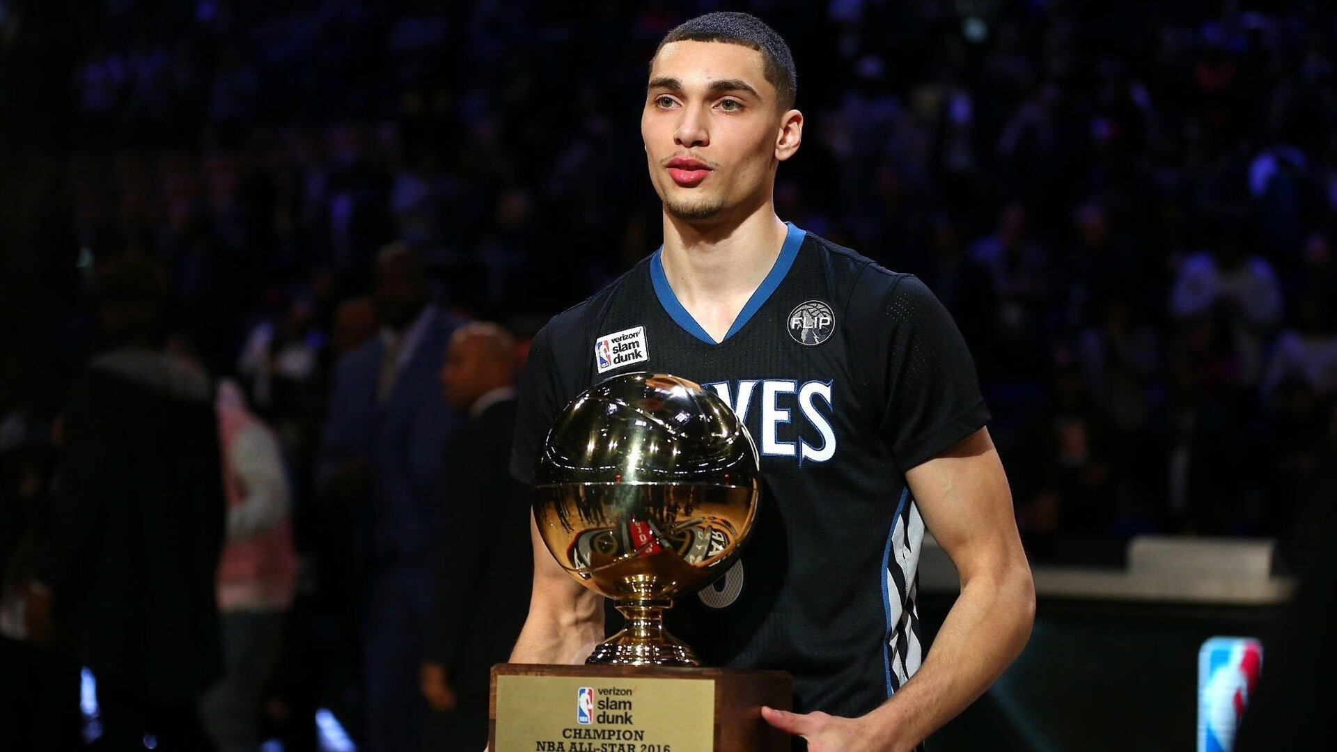 劳塔罗关键时刻一锤定音，曼城稳扎稳打轻取尼日利亚