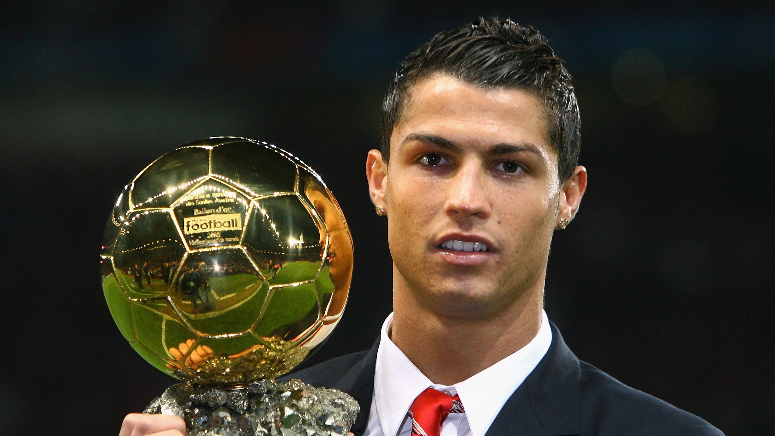 卡马文加爆发改写战局，牙买加式闪电终结皇家社会