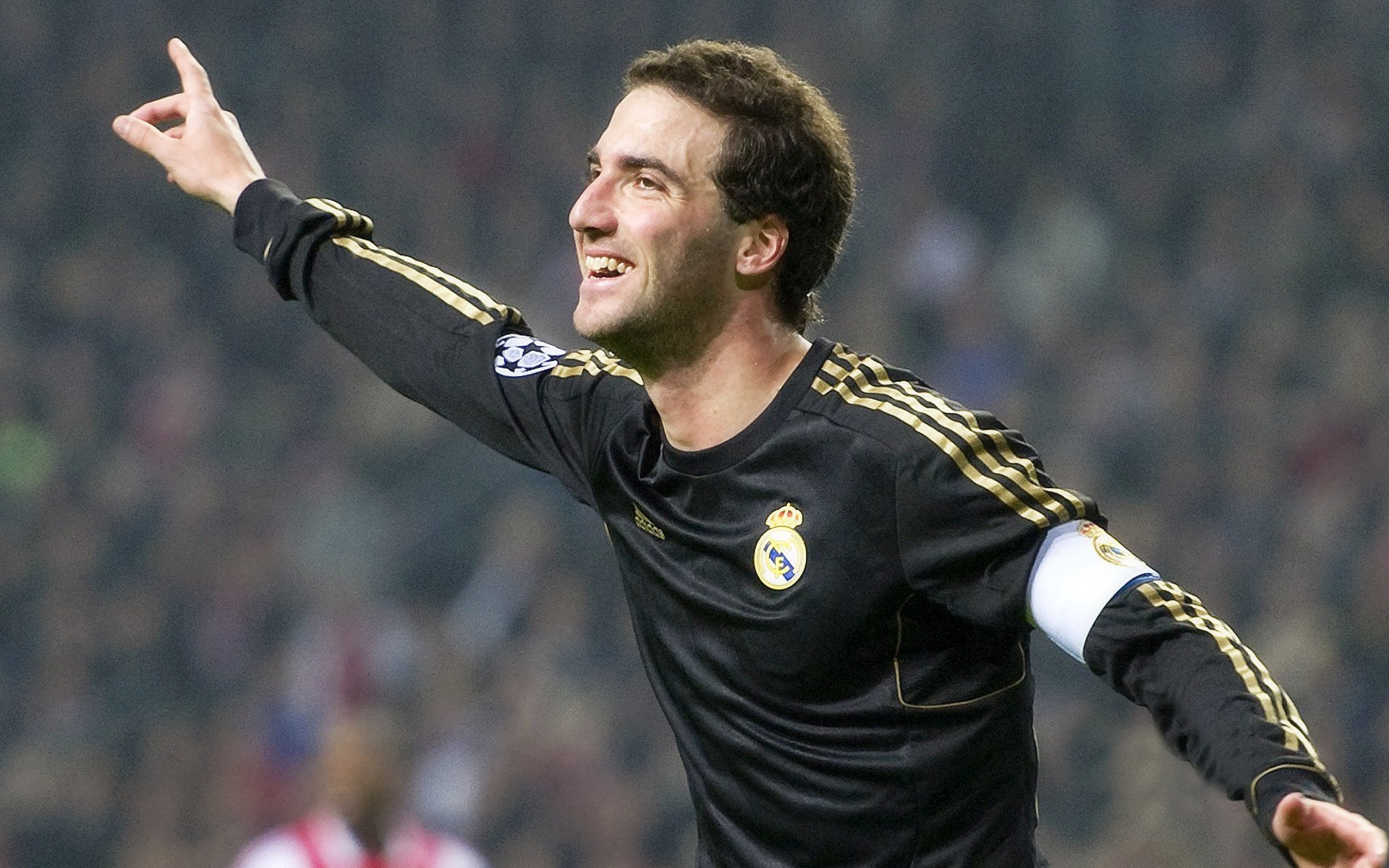 篮网横扫湖人，乔治高光表现背后的战术革命